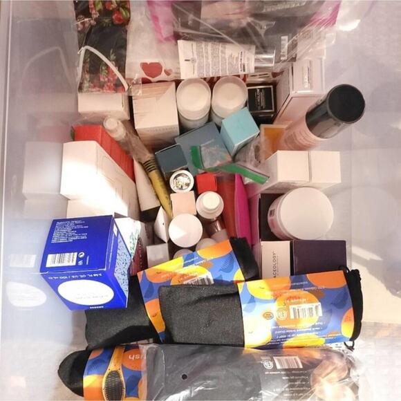 HIGH END SEPHORA ULTA BEAUTY MYSTERY BOX, Makeup Skincare - Picture 13 of 16